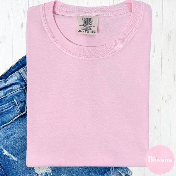 Comfort-Colors-folded-mockup-blossom